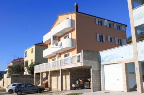 Apartments with a parking space Seget Vranjica, Trogir - 8507